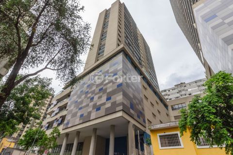 Image 11 - 1008131