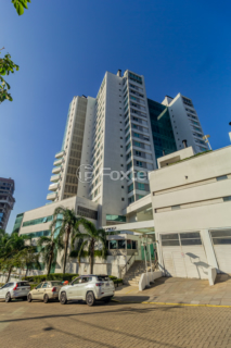 Image 10 - 211123