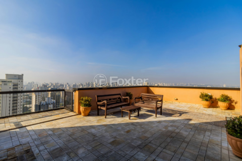 Image 33 - 1009615
