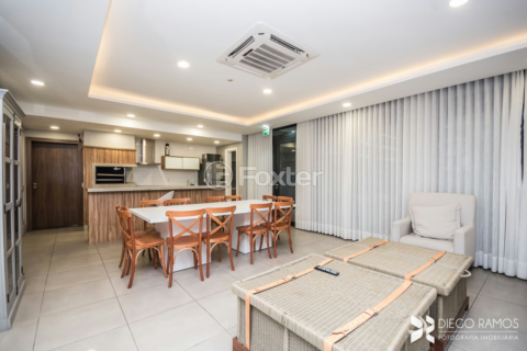 Image 33 - 1005635