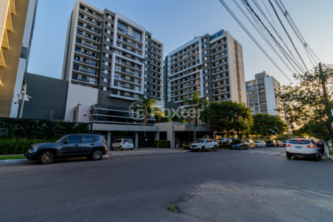 Image 60 - 1005635