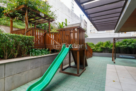 Image 31 - 1010621