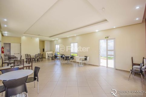 Image 29 - 126940