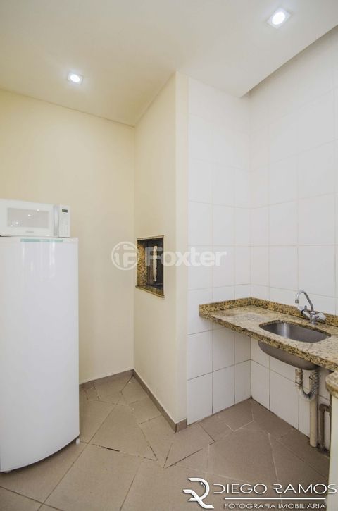 Image 31 - 126940
