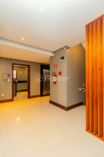 Image 38 - 868614
