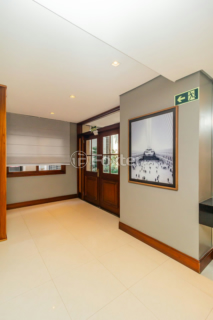 Image 39 - 868614