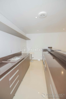Image 31 - 965860