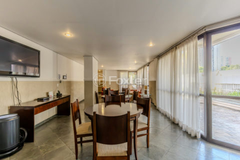 Image 33 - 1023357