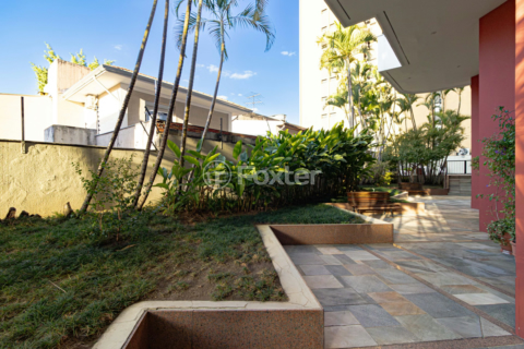 Image 34 - 560618