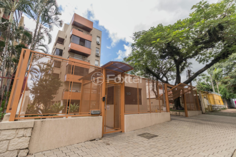 Image 34 - 1028033