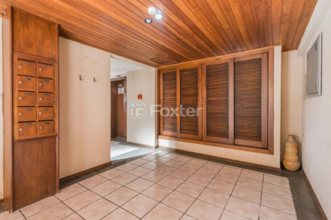 Image 39 - 1028033