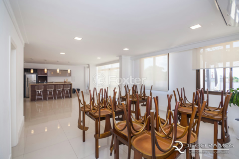 Image 30 - 1016487