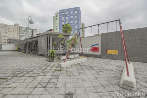 Image 16 - 1012403