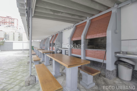 Image 17 - 1012403