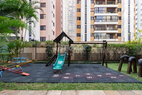 Image 23 - 1002837