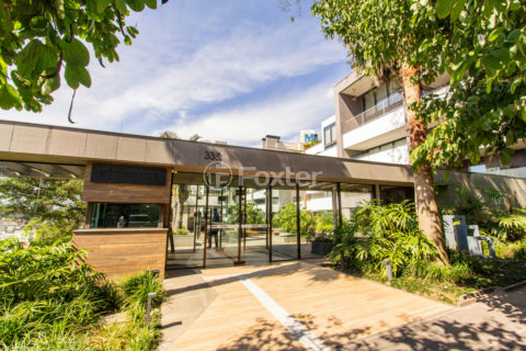 Image 35 - 1006325