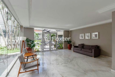 Image 35 - 979499