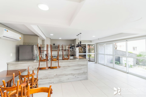 Image 39 - 992674