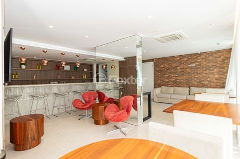 Image 26 - 329373