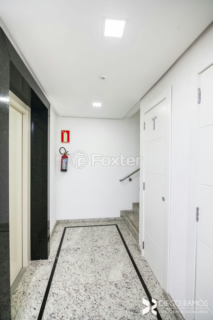 Image 33 - 955955