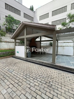 Image 11 - 885370