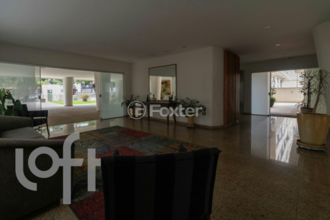 Image 40 - 1038476