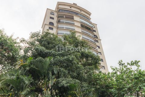 Image 44 - 866124