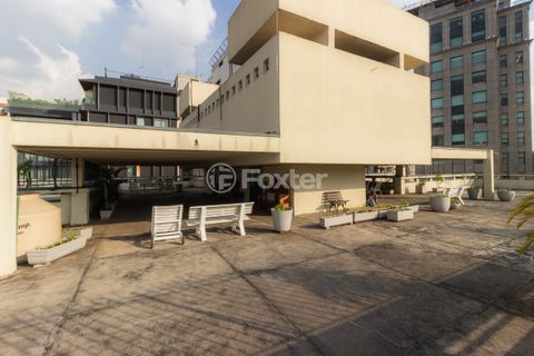 Image 63 - 918782