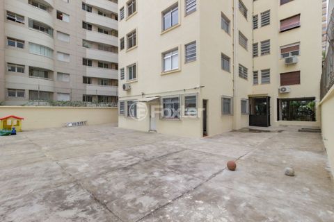 Image 49 - 329178