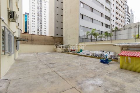 Image 51 - 329178