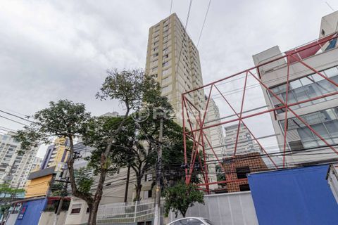 Image 11 - 1013843