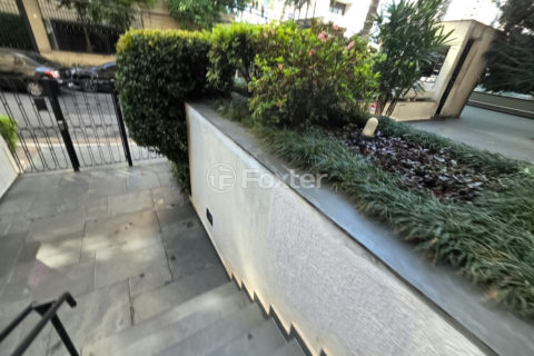 Image 35 - 1025073