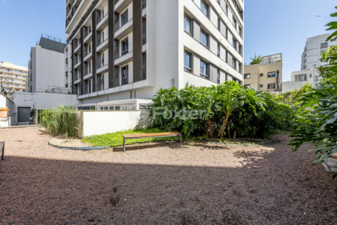 Image 41 - 992375