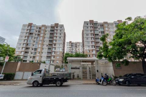 Image 21 - 834506