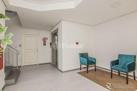 Image 21 - 1001703