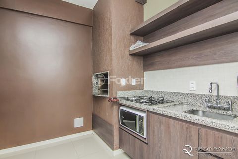 Image 25 - 1001703