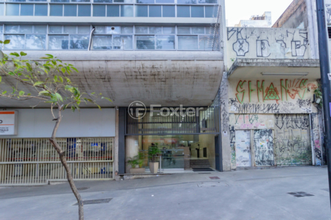Image 21 - 865852