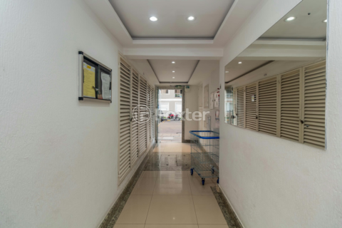 Image 9 - 1012855
