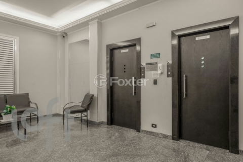 Image 32 - 1032895