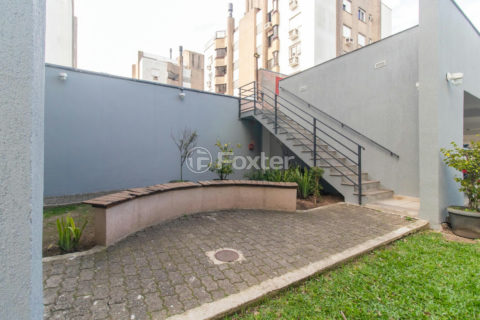 Image 45 - 1012935