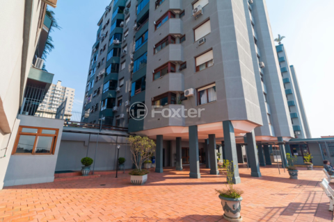 Image 38 - 1013355