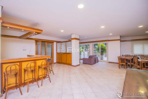 Image 43 - 1016544
