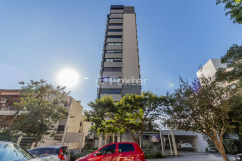 Image 38 - 915328