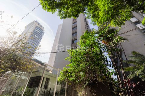 Image 17 - 979217