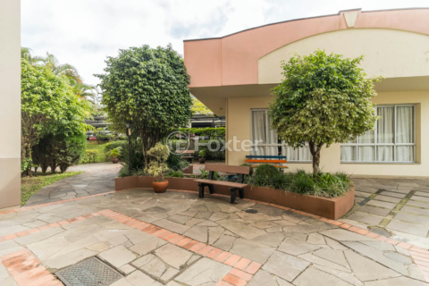 Image 31 - 989585