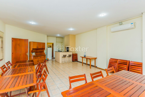 Image 30 - 1014150