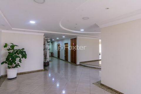 Image 25 - 1018419