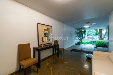 Image 32 - 998703