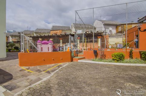 Image 33 - 625785