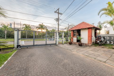 Image 31 - 1027000